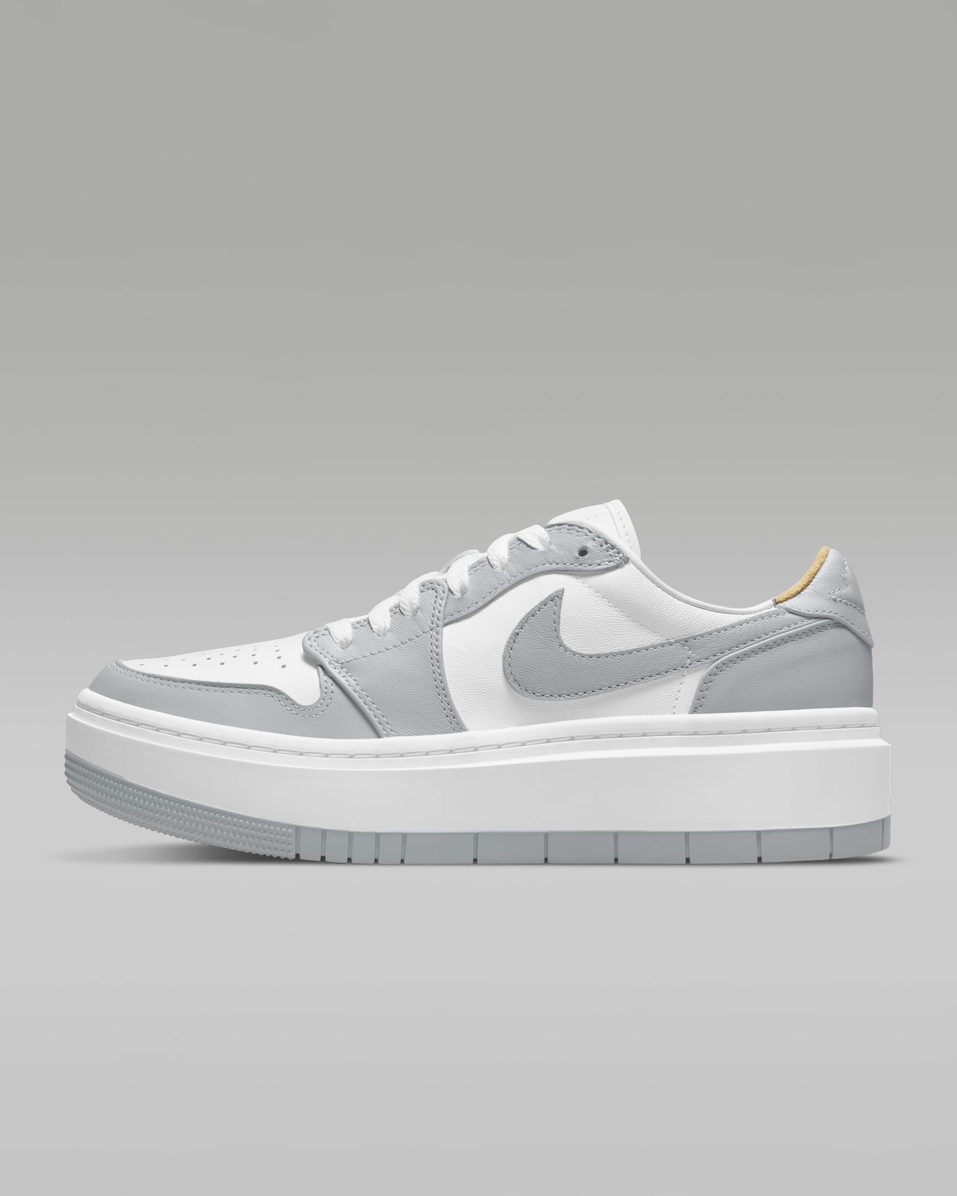 新品未使用✨NIKE AIR JORDAN 1 EREVATE LOW ベージュ NIKE公式】エア ジョーダン 1 エレベート LOW ウィメンズ